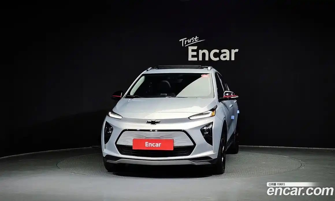 Chevrolet 볼트 EUV 2023 0.2 автомат (гидро), фото 3