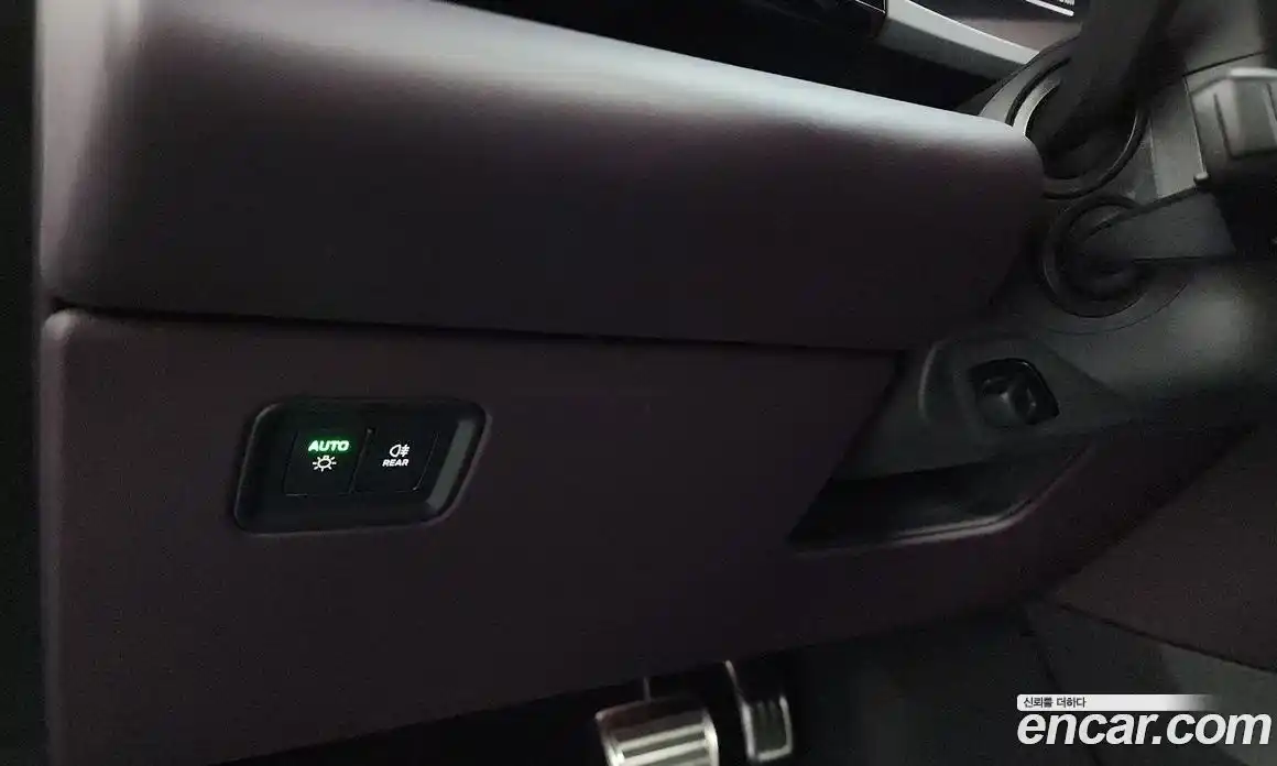 Porsche Macan 2025 0.2 автомат (гидро), фото 30