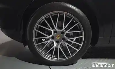 Porsche Cayenne 2023 3.0 автомат (гидро), миниатюра 5