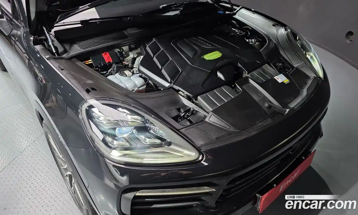 Porsche Cayenne 2023 3.0 автомат (гидро), фото 6