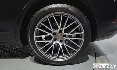 Porsche Cayenne 2023 3.0 автомат (гидро), миниатюра 7