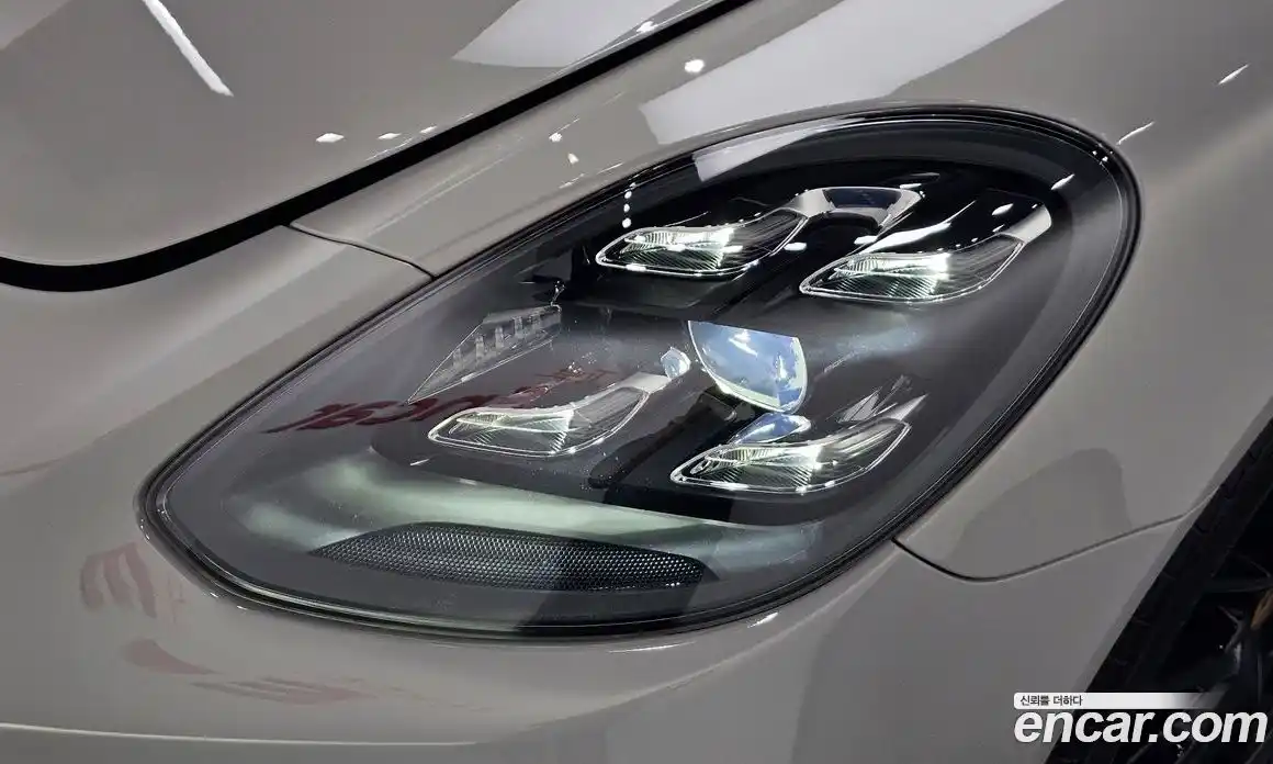 Porsche Panamera 2021 2.9 автомат (гидро), фото 8