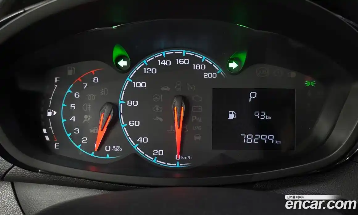 Chevrolet Spark 2015 1.0 автомат (гидро), фото 11