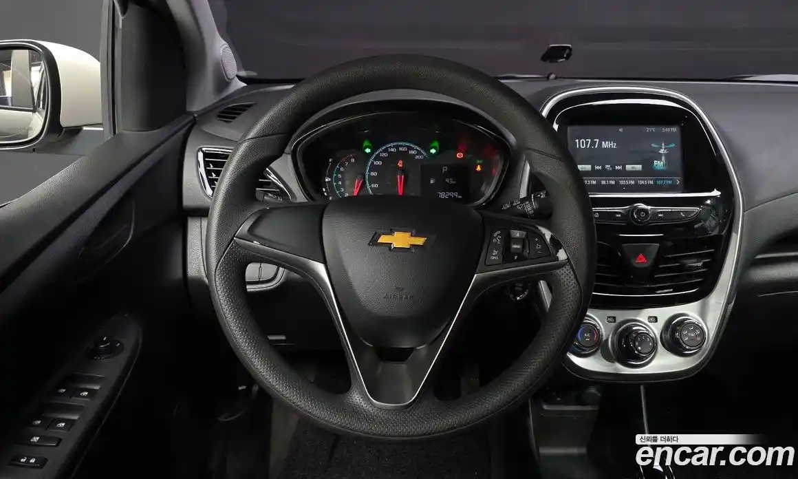 Chevrolet Spark 2015 1.0 автомат (гидро), фото 20