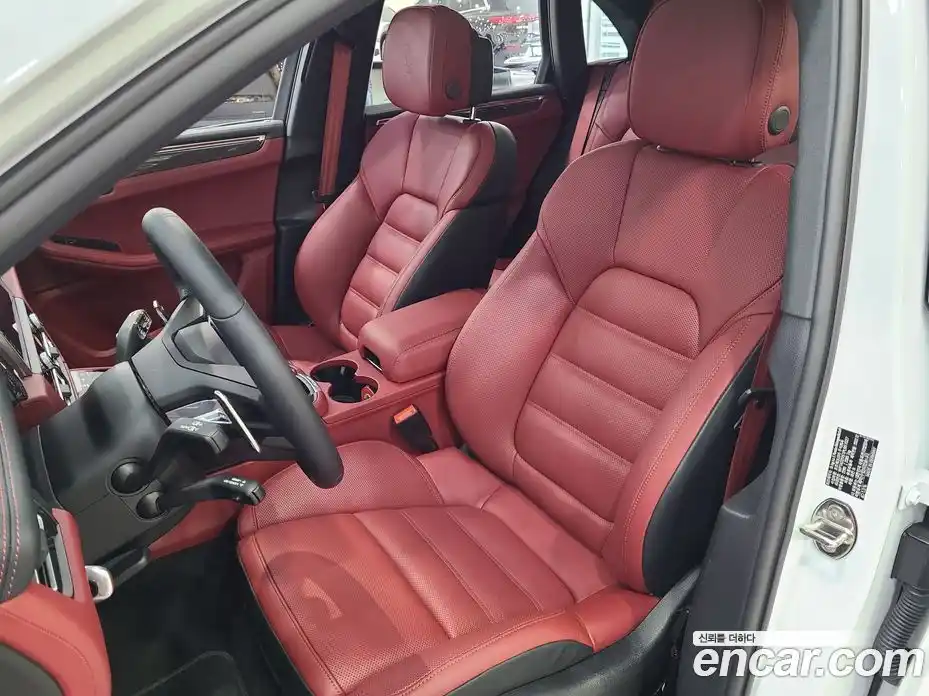 Porsche Macan 2023 2.9 автомат (гидро), фото 10