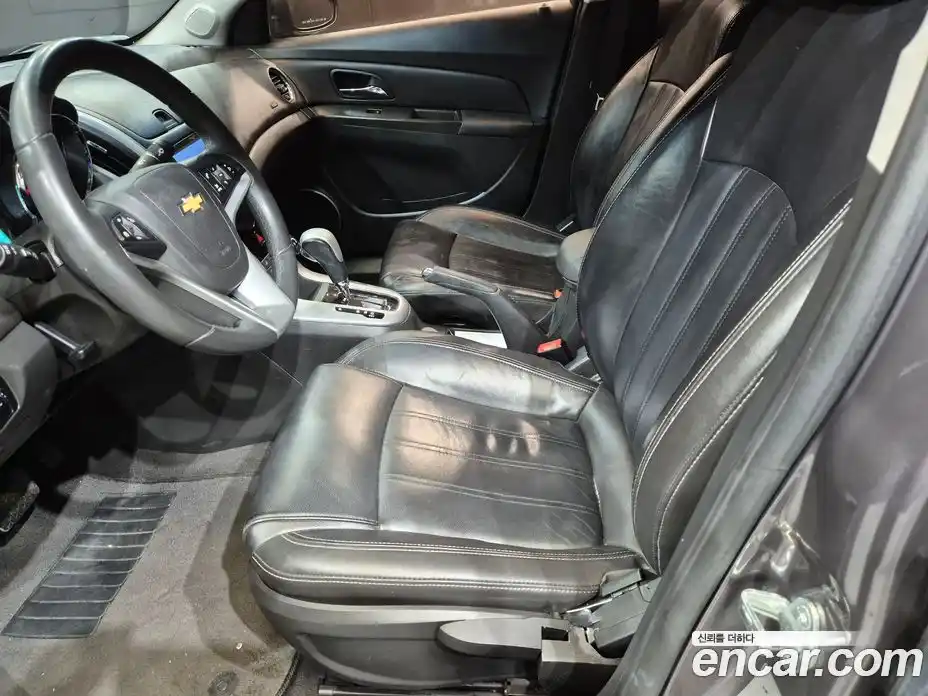 Chevrolet Cruze 2012 1.8 автомат (гидро), фото 11