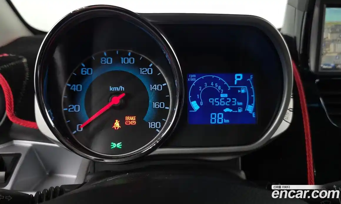 Chevrolet Spark 2014 1.0 автомат (гидро), фото 8