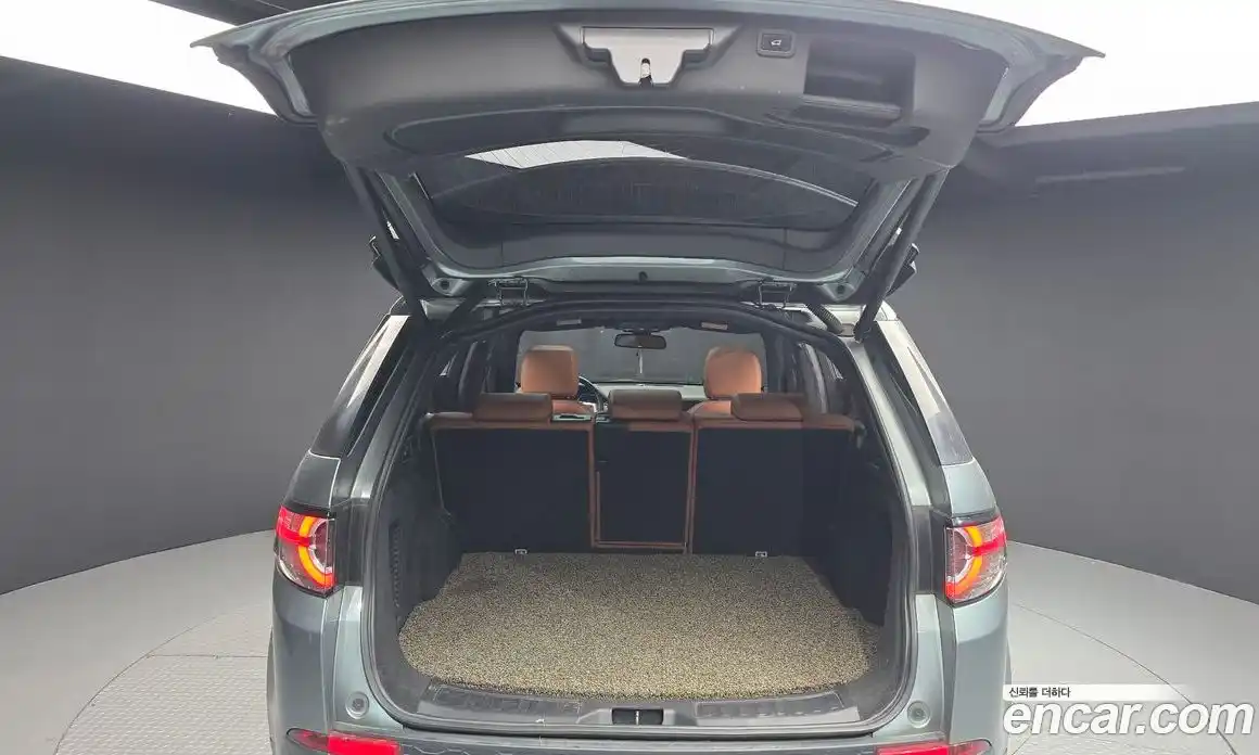 Land Rover Discovery Sport 2016 2.0 автомат (гидро), фото 20