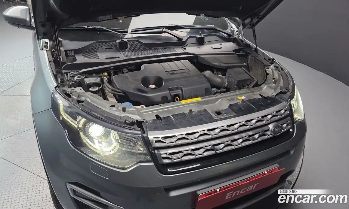 Land Rover Discovery Sport 2016 2.0 автомат (гидро), фото 6