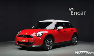 Mini Cooper, 2025, 3 126 км