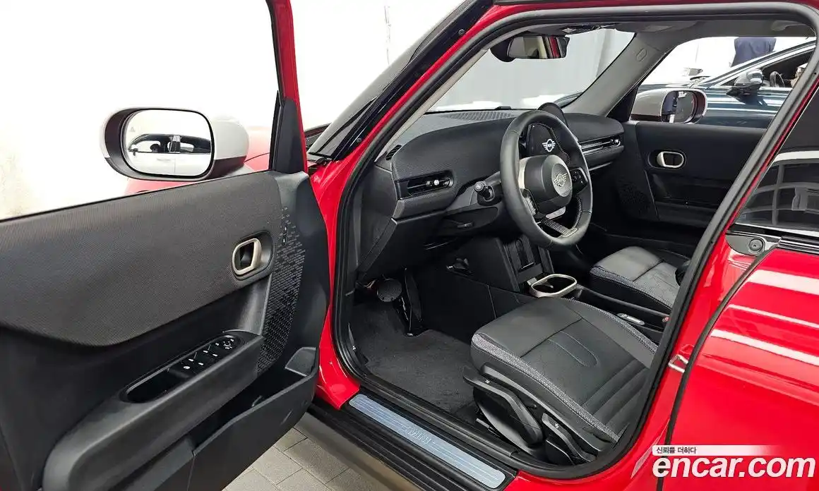 Mini Cooper 2025 2.0 автомат (гидро), фото 13