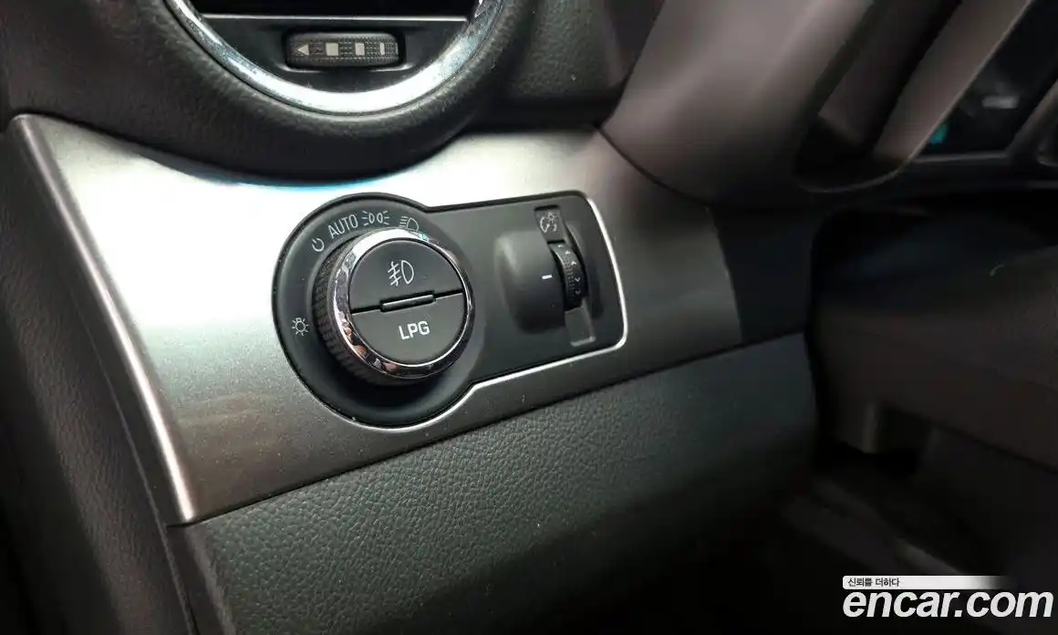 Chevrolet Orlando 2013 2.0 автомат (гидро), фото 24