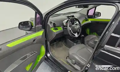Chevrolet Spark 2014 1.0 автомат (гидро), миниатюра 10