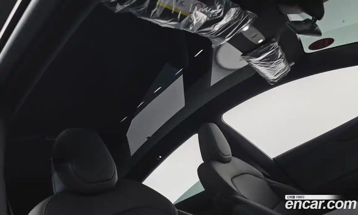 Tesla Model Y 2026 0.2 автомат (гидро), фото 25 Tesla Model Y 2026 0.2 автомат (гидро), фото 25