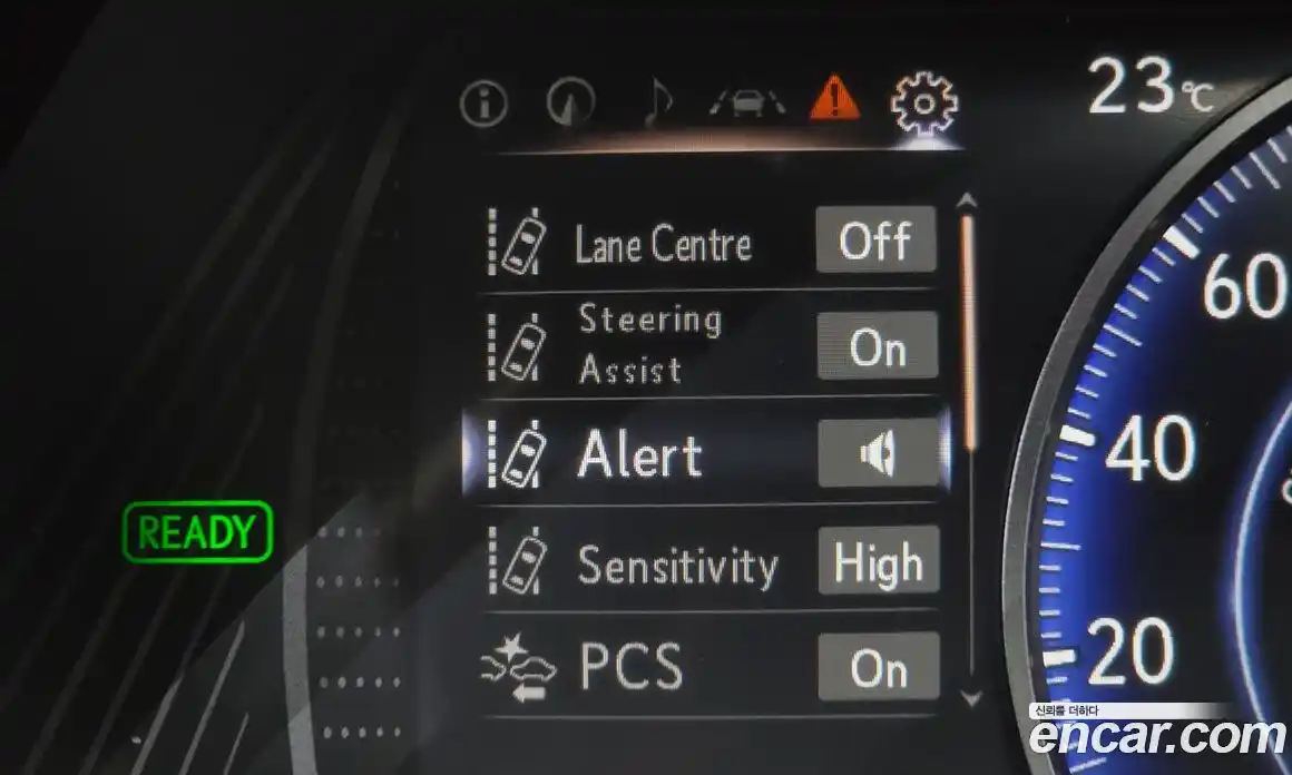Lexus UX 2019 2.0 автомат (гидро), фото 22 Lexus UX 2019 2.0 автомат (гидро), фото 22