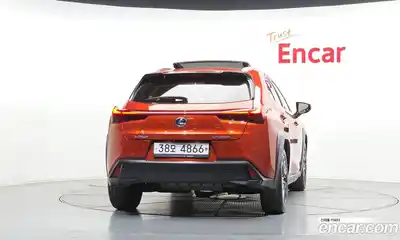 Lexus UX 2019 2.0 автомат (гидро), миниатюра 3 Lexus UX 2019 2.0 автомат (гидро), миниатюра 3