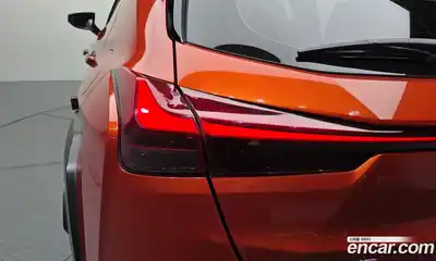 Lexus UX 2019 2.0 автомат (гидро), миниатюра 8 Lexus UX 2019 2.0 автомат (гидро), миниатюра 8