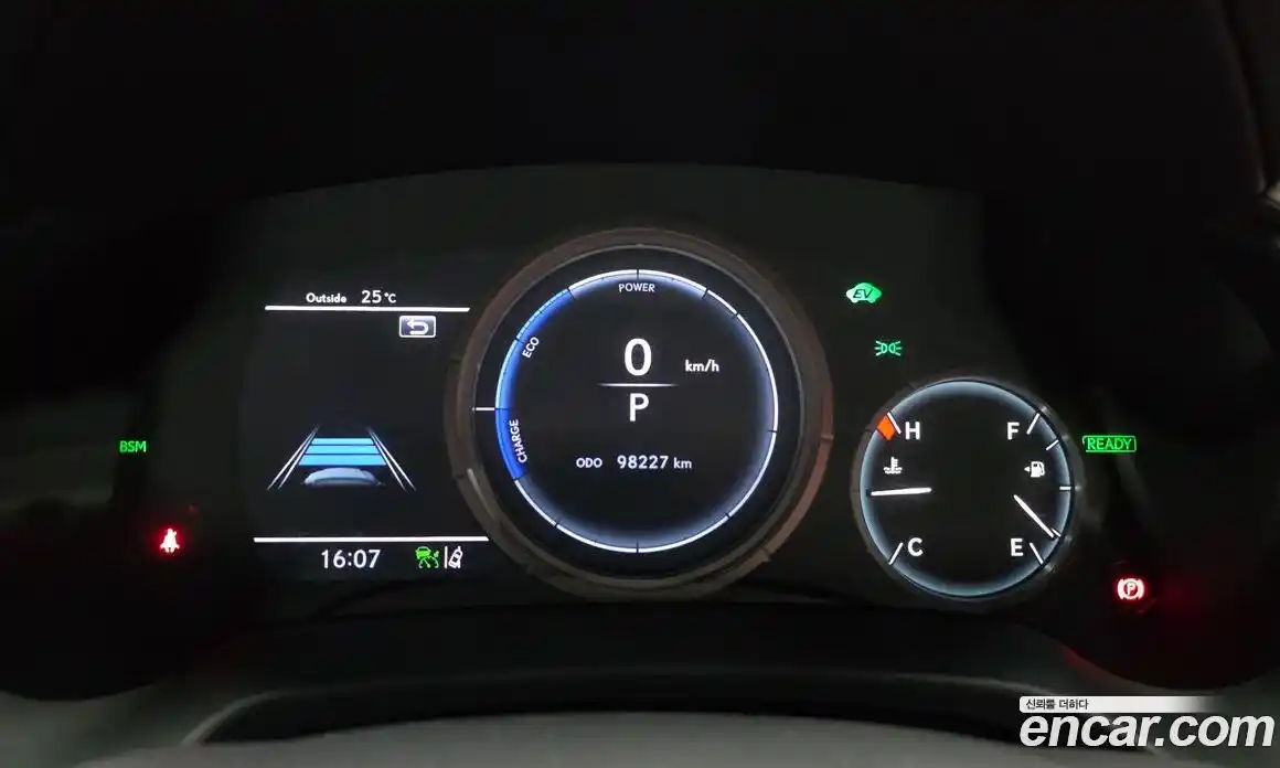 Lexus RX 2021 3.5 автомат (гидро), фото 11 Lexus RX 2021 3.5 автомат (гидро), фото 11
