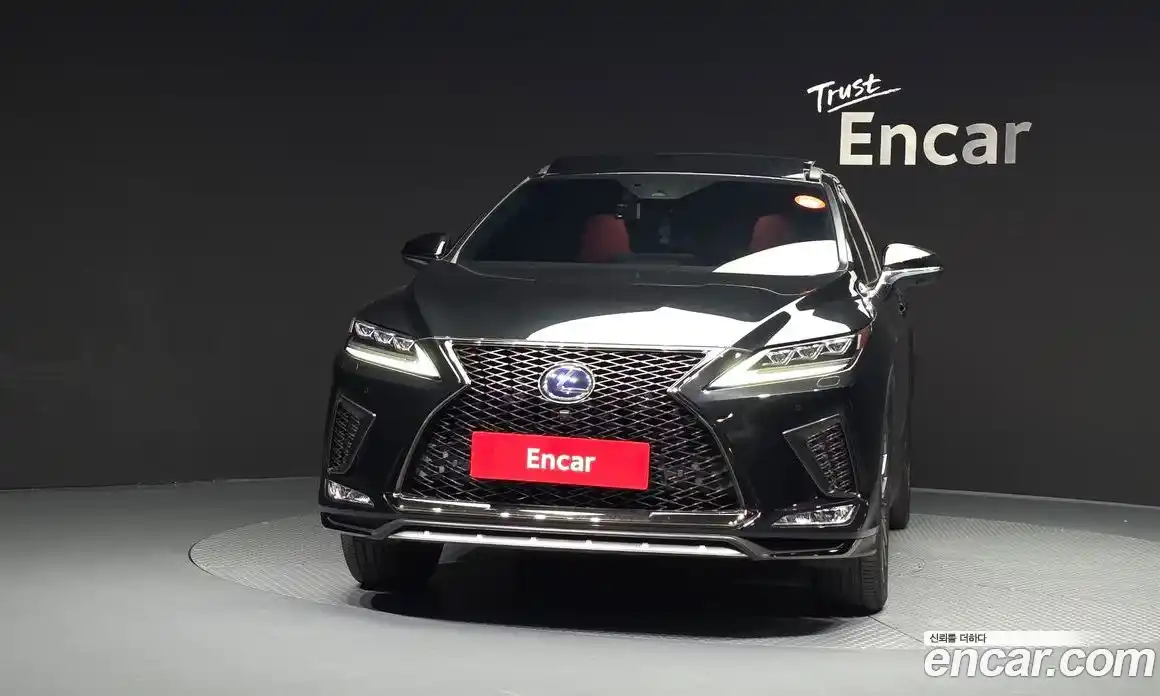 Lexus RX 2021 3.5 автомат (гидро), фото 3 Lexus RX 2021 3.5 автомат (гидро), фото 3