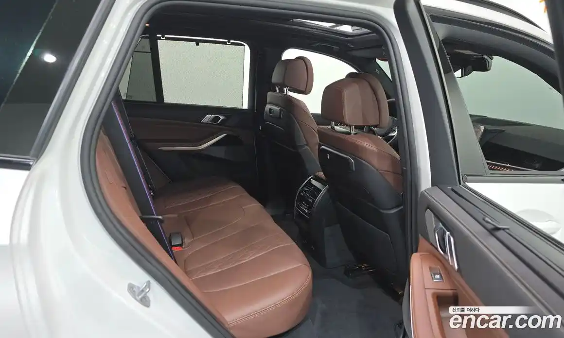 BMW X5 2025 3.0 автомат (гидро), фото 17