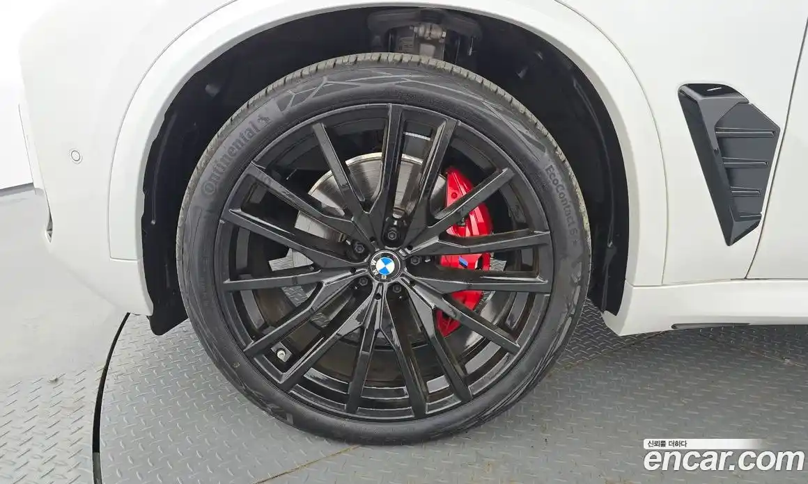 BMW X5 2025 3.0 автомат (гидро), фото 5