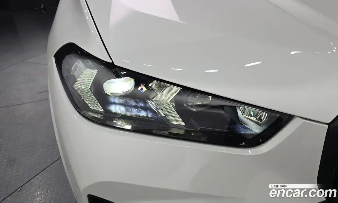 BMW X5 2025 3.0 автомат (гидро), фото 8