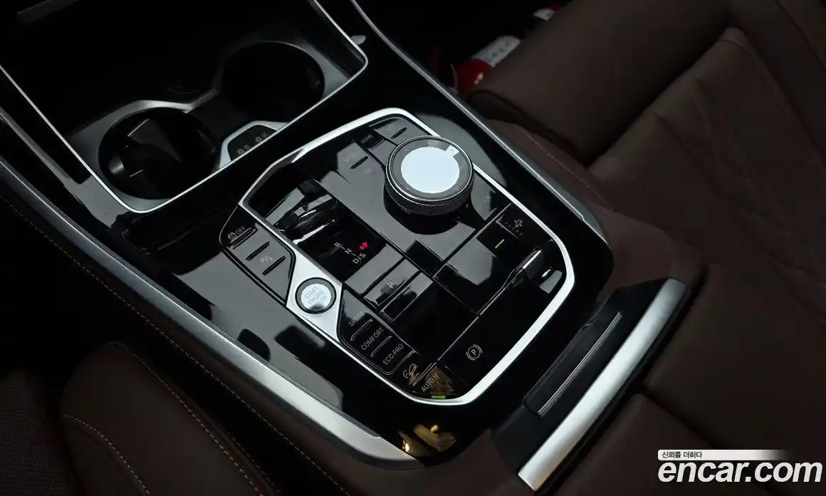 BMW X5 2025 3.0 автомат (гидро), фото 12