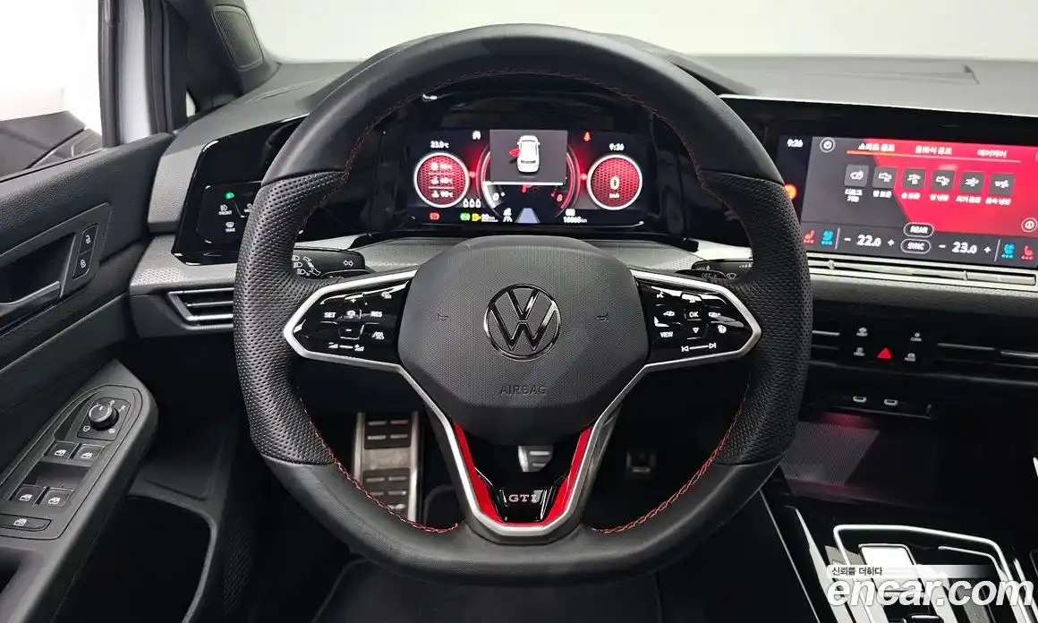Volkswagen Golf 2024 2.0 автомат (гидро), фото 17