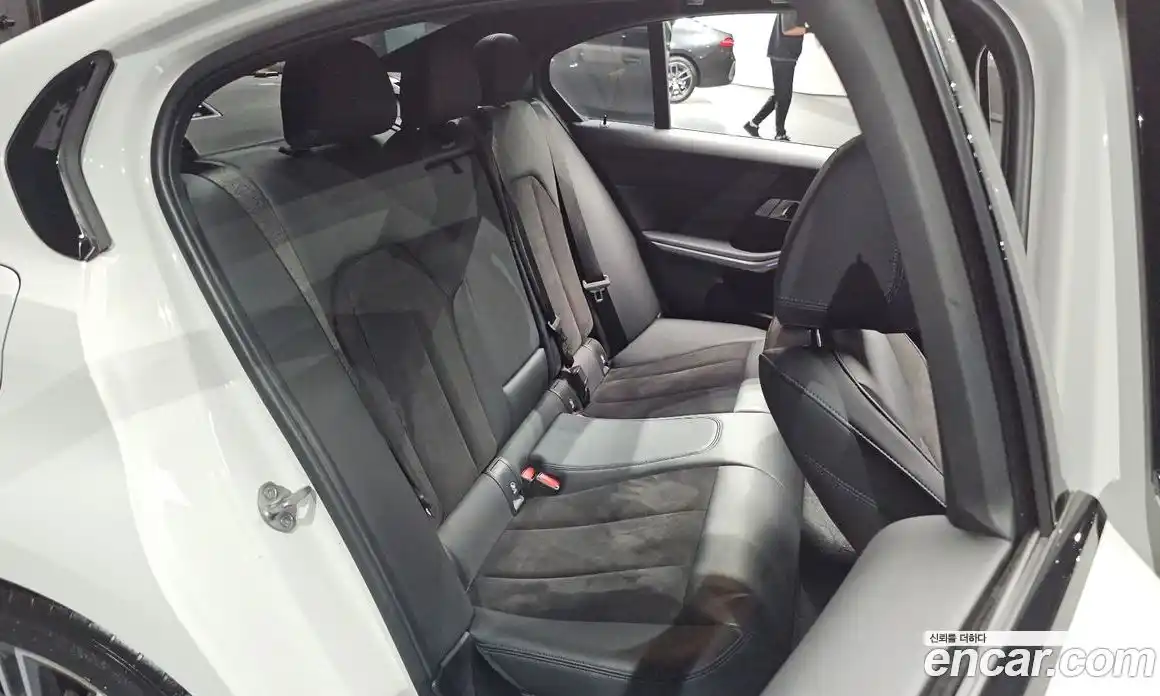 BMW 3 серия 2022 2.0 автомат (гидро), фото 17