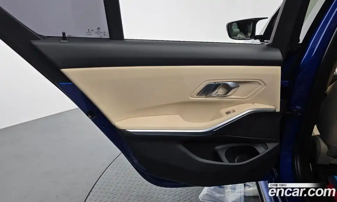 BMW 3 серия 2022 2.0 автомат (гидро), фото 15