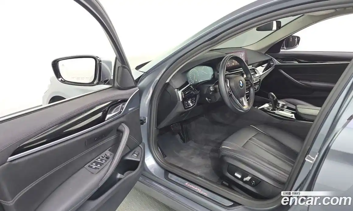 BMW 5 серия 2019 2.0 автомат (гидро), фото 13
