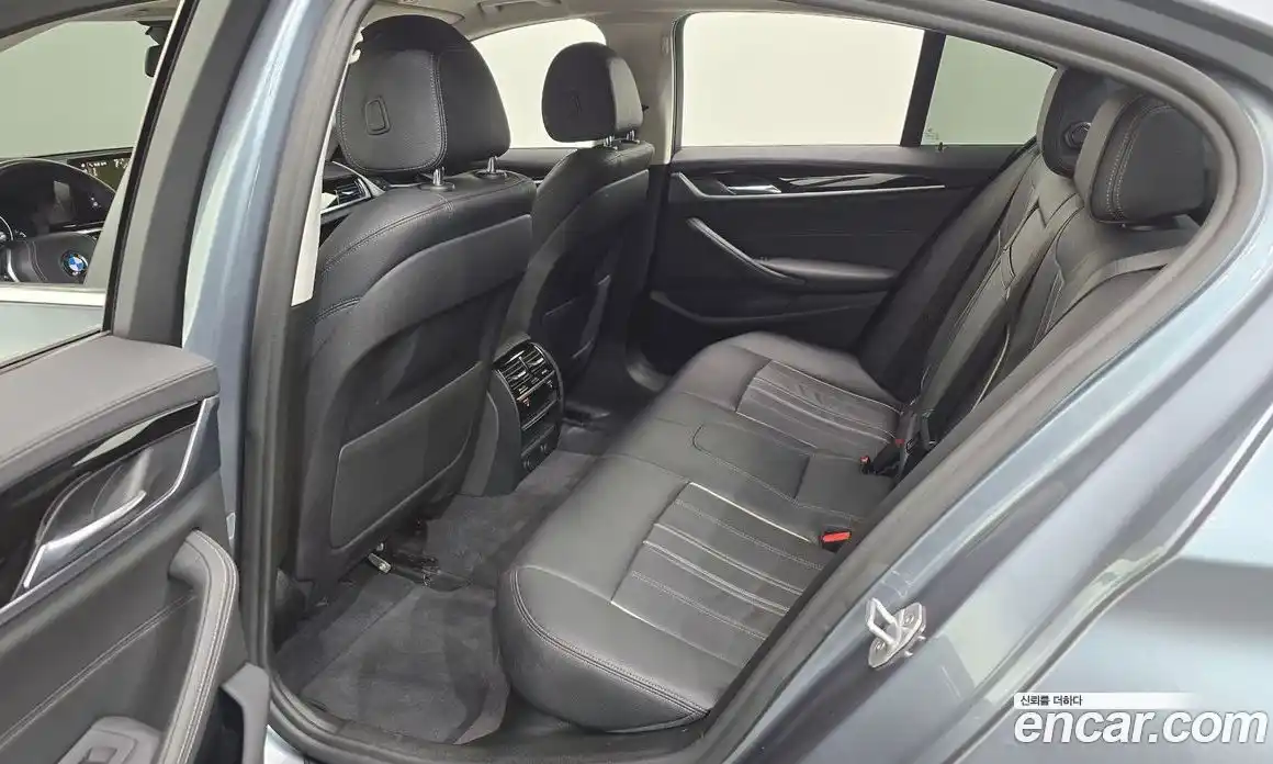 BMW 5 серия 2019 2.0 автомат (гидро), фото 17