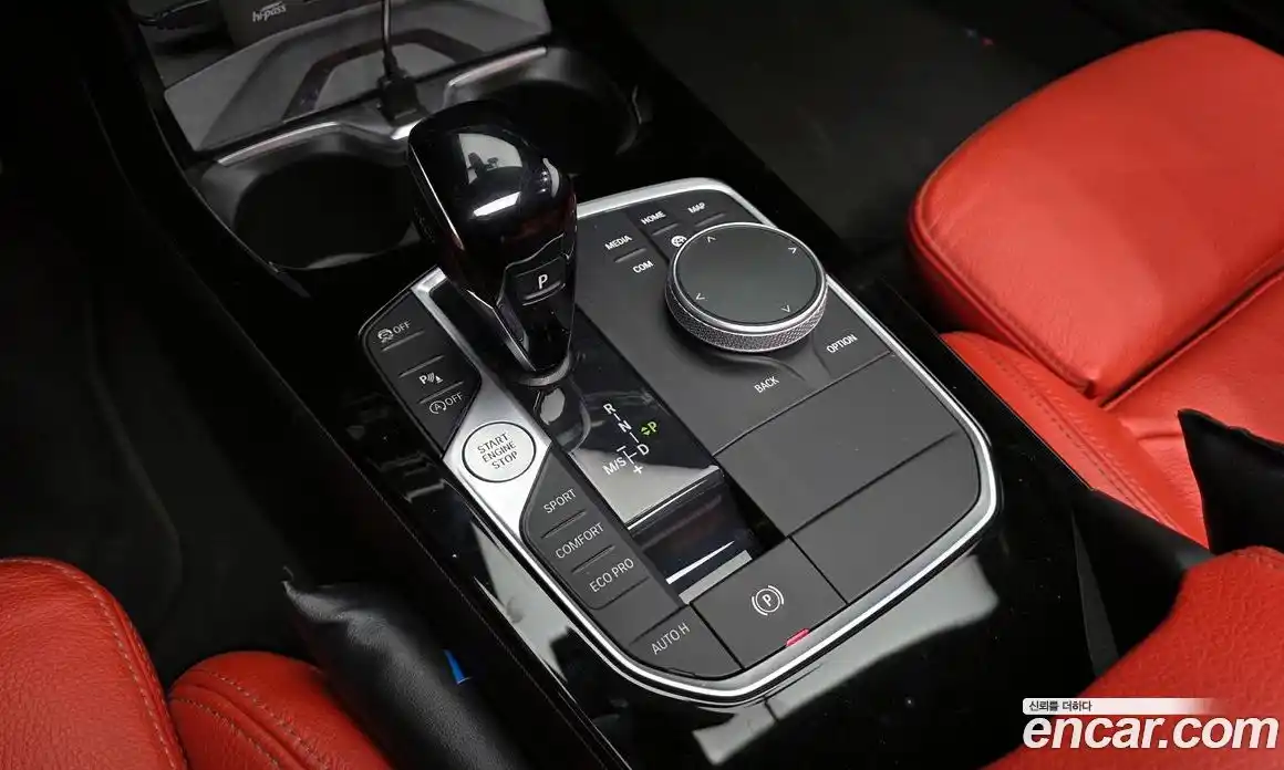 BMW 1 серия 2021 2.0 автомат (гидро), фото 9