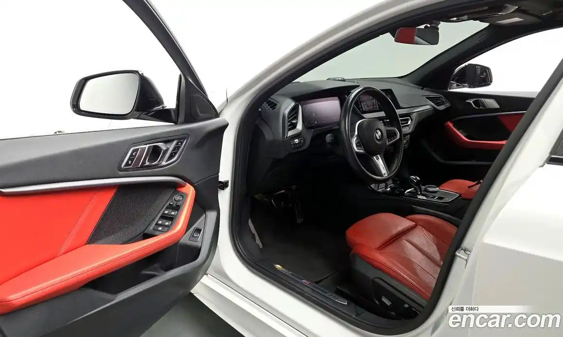 BMW 1 серия 2021 2.0 автомат (гидро), фото 10