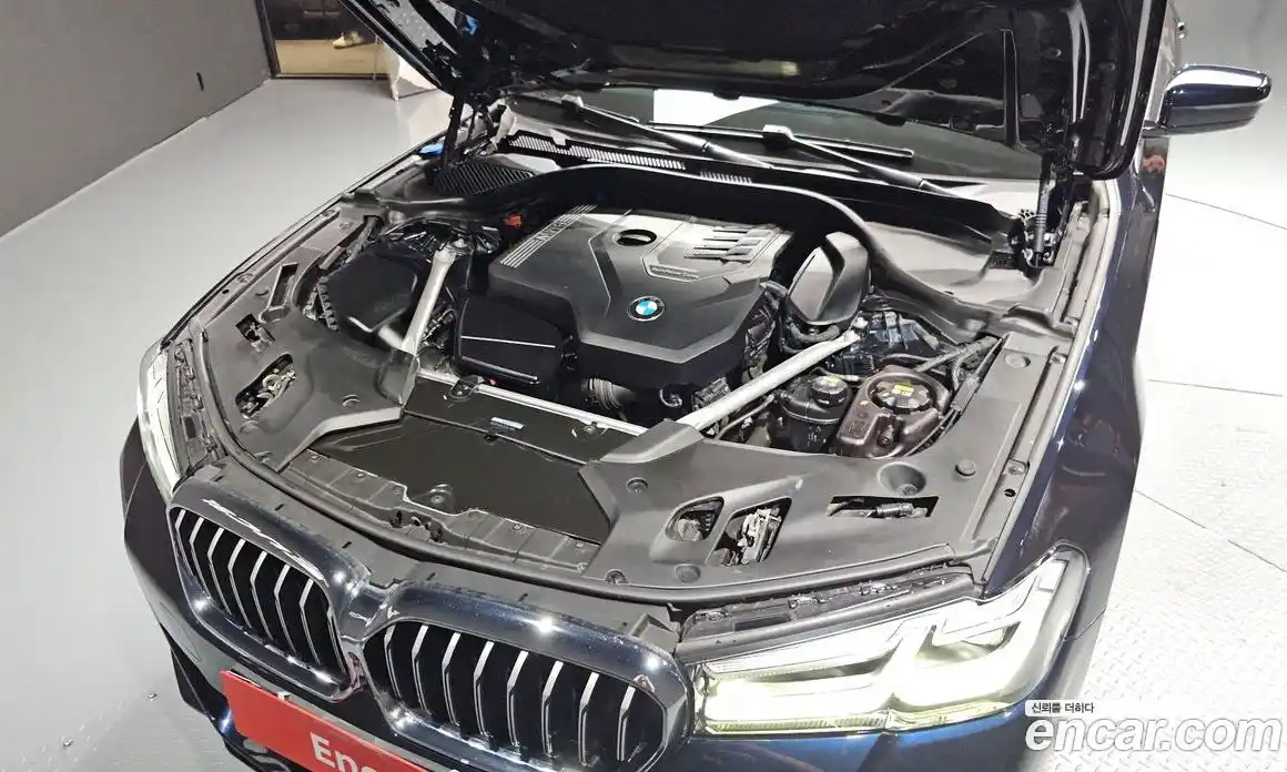 BMW 5 серия 2021 2.0 автомат (гидро), фото 6