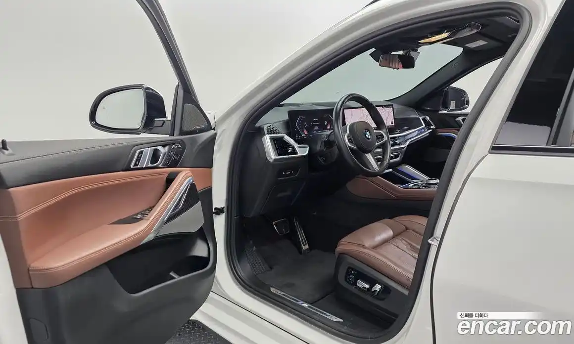 BMW X6 2024 3.0 автомат (гидро), фото 13