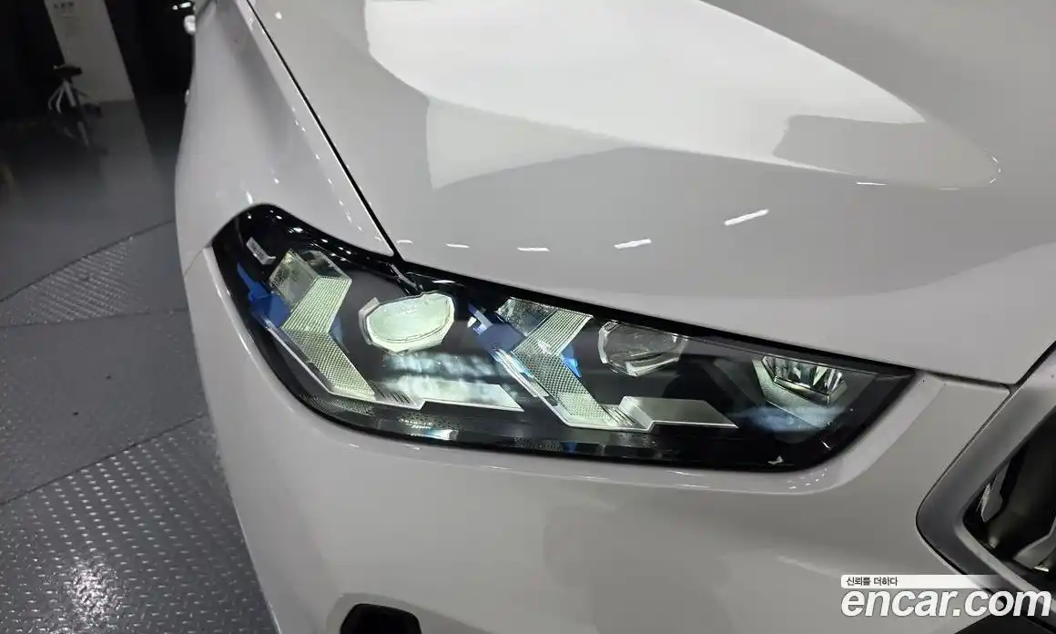 BMW X6 2024 3.0 автомат (гидро), фото 8