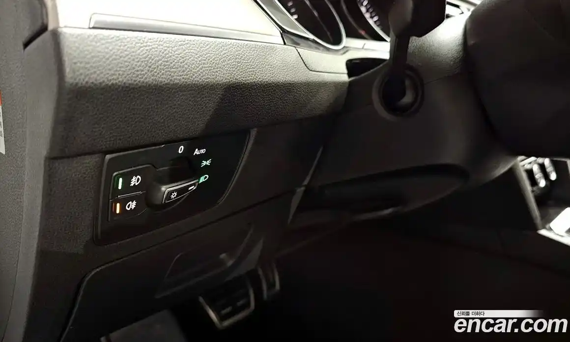 Volkswagen Passat 2018 2.0 автомат (гидро), фото 13