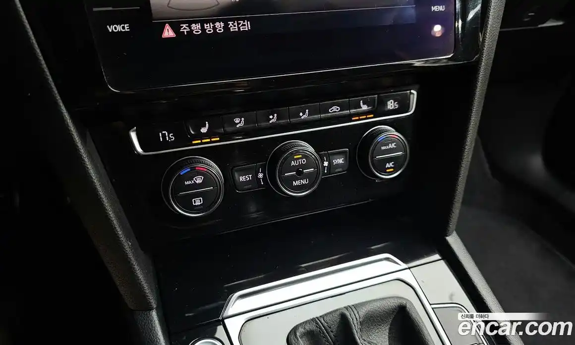 Volkswagen Passat 2018 2.0 автомат (гидро), фото 18