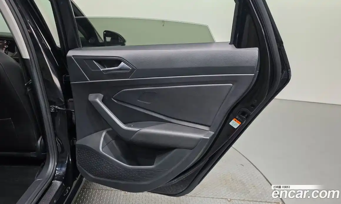 Volkswagen Jetta 2021 1.4 автомат (гидро), фото 15