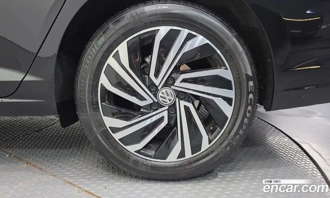 Volkswagen Jetta 2021 1.4 автомат (гидро), фото 5