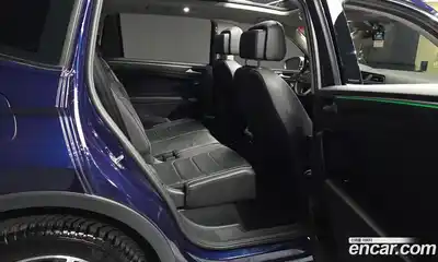 Volkswagen Tiguan 2023 2.0 автомат (гидро), миниатюра 12