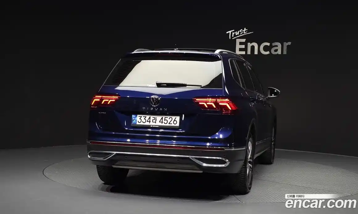 Volkswagen Tiguan 2023 2.0 автомат (гидро), фото 4