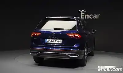 Volkswagen Tiguan 2023 2.0 автомат (гидро), миниатюра 4