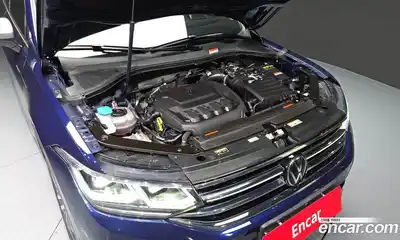 Volkswagen Tiguan 2023 2.0 автомат (гидро), миниатюра 6