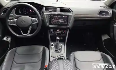 Volkswagen Tiguan 2023 2.0 автомат (гидро), миниатюра 7