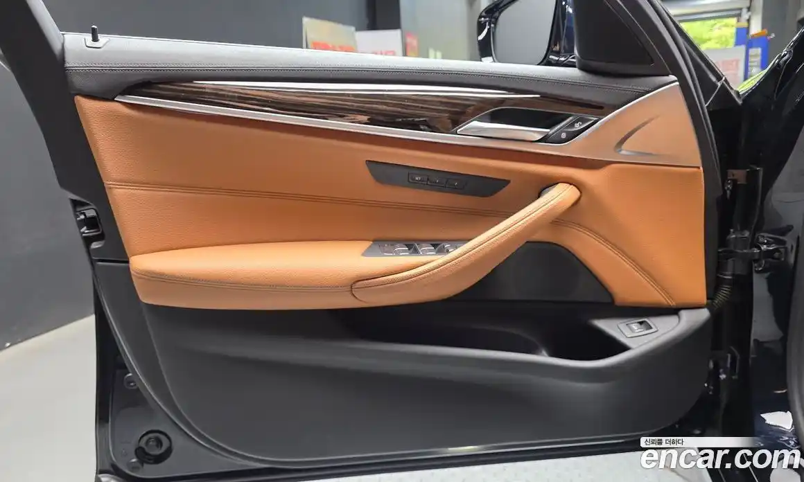BMW 5 серия 2021 2.0 автомат (гидро), фото 14