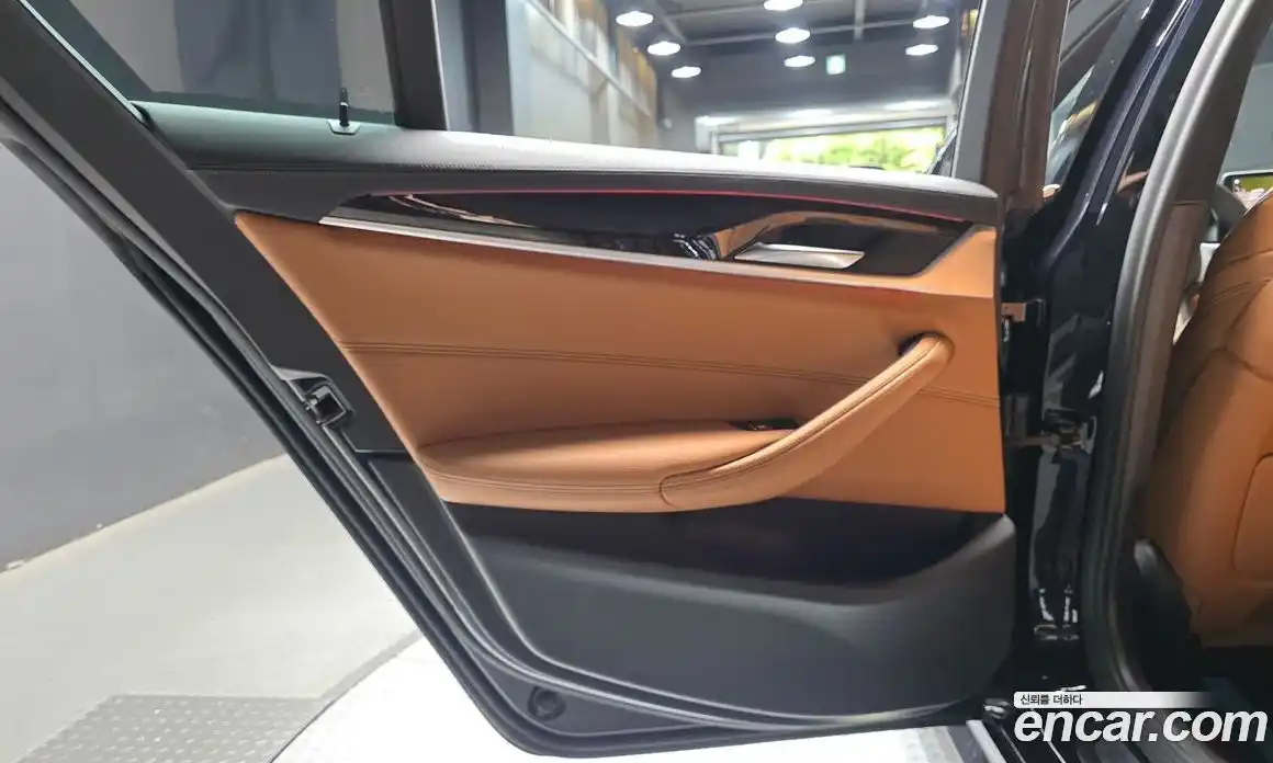 BMW 5 серия 2021 2.0 автомат (гидро), фото 15