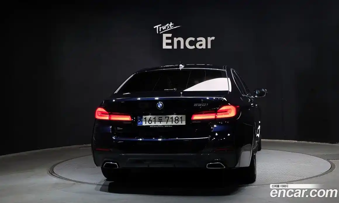 BMW 5 серия 2021 2.0 автомат (гидро), фото 4