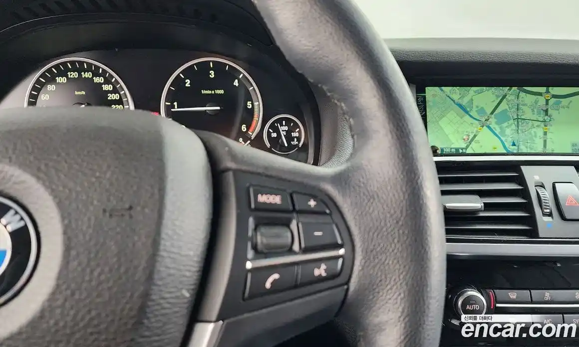 BMW X3 2014 2.0 автомат (гидро), фото 15